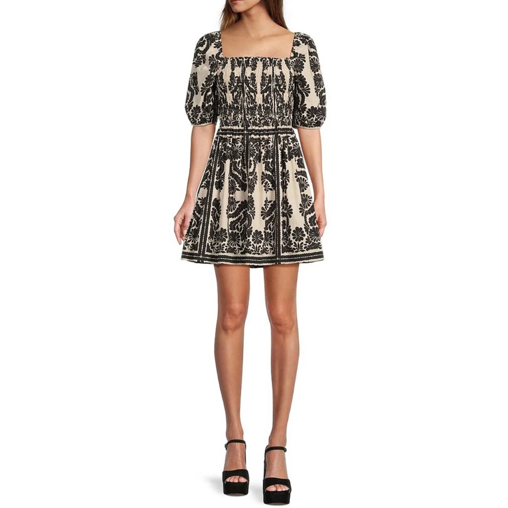 BNWT Antonio Melani Mina Printed Square Neck Smocked A-Line Dress- Natural/Black